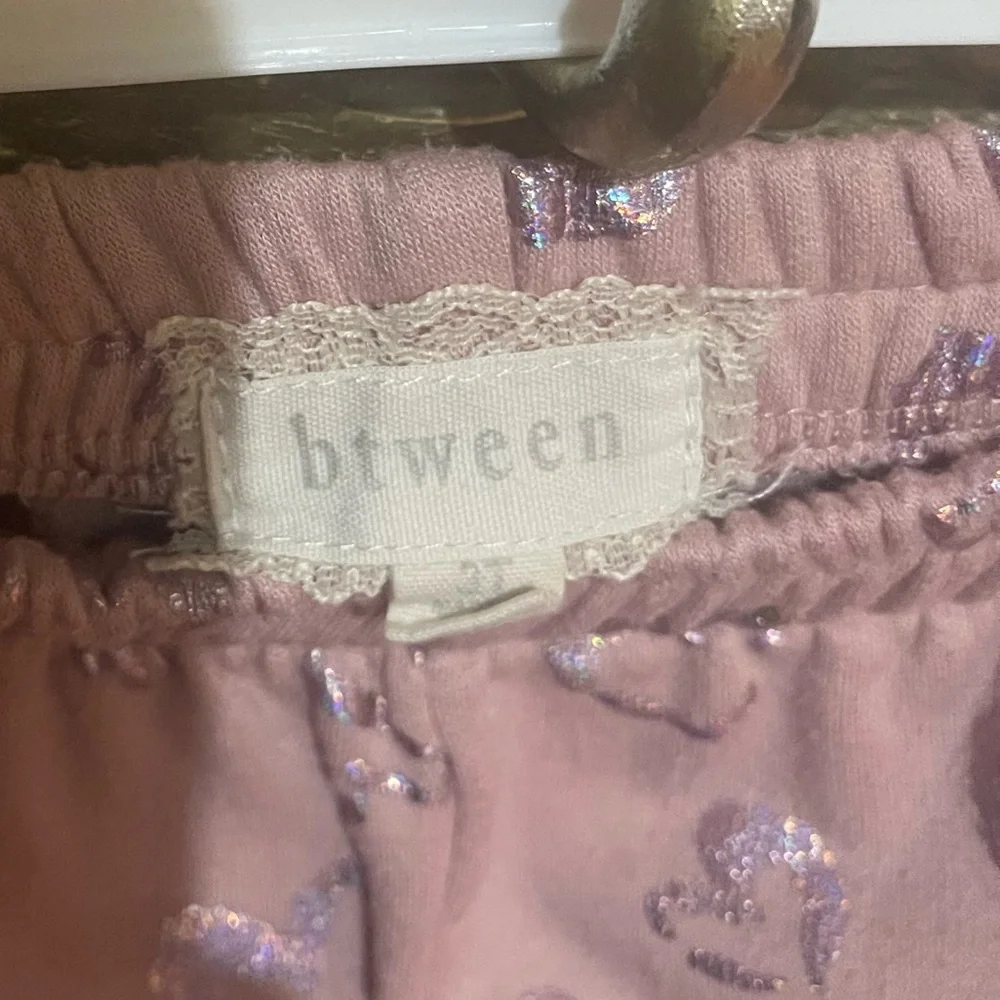 btween Dusty Pink Metallic Heart Hoodie & Joggers Set - Picture 2 of 3